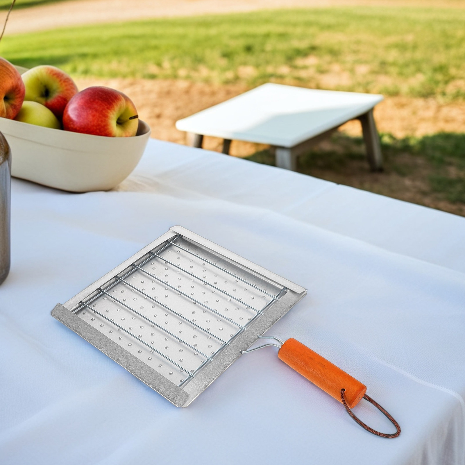 Camping Cooking Vegetables - Portable Square Wooden Handle Toaster Rack