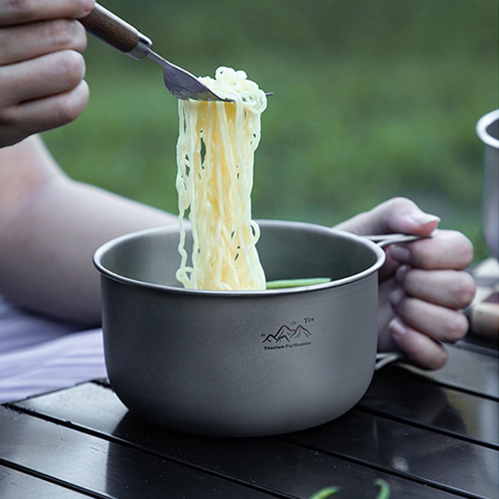 Compact Titanium Alloy Camping - огляд і ціна Camping Cooking Noodles